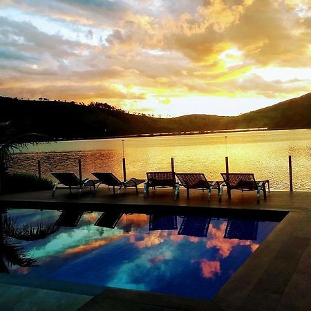 Cyrilo'S Palace Hotel กาปีตอลิโอ ภายนอก รูปภาพ