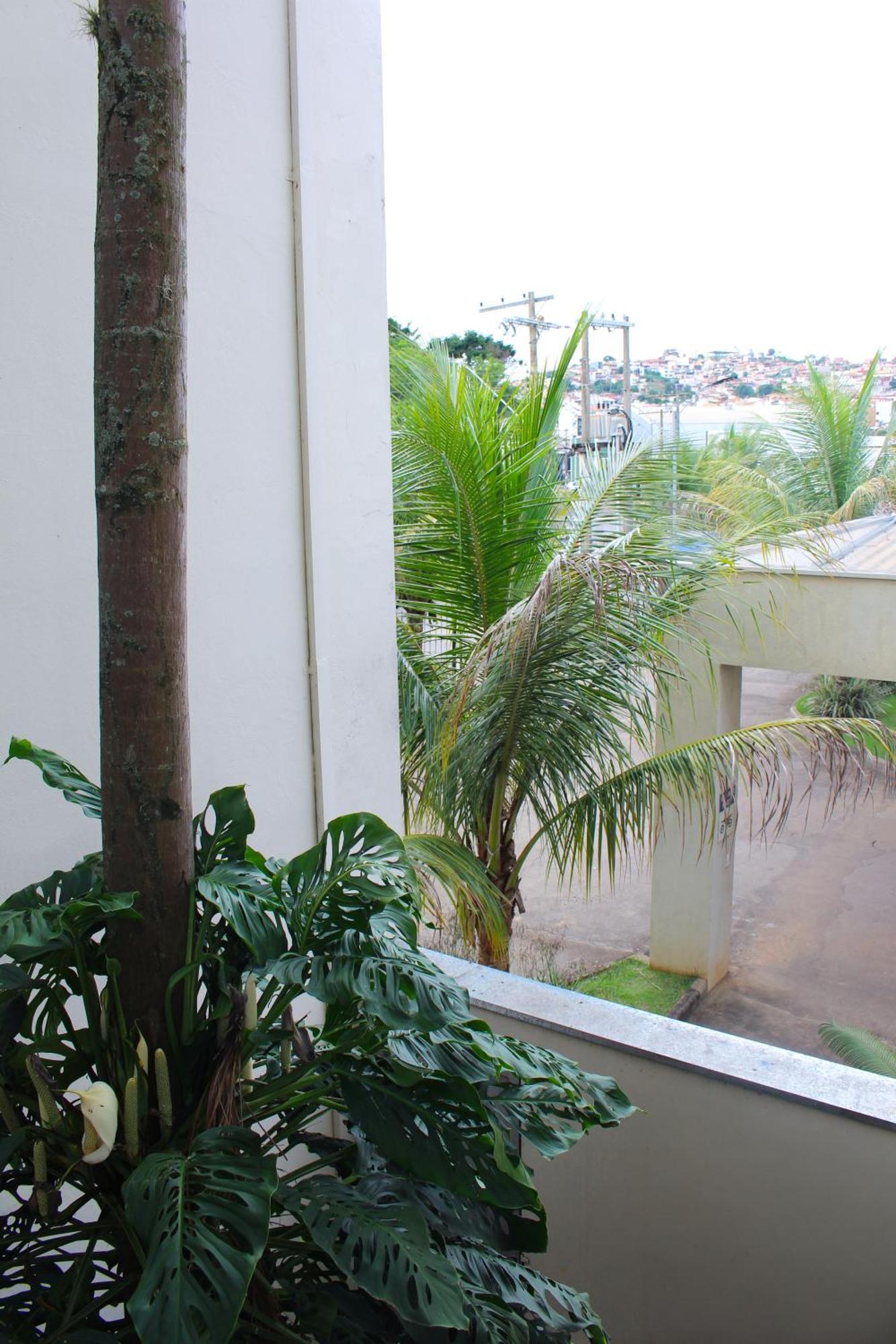 Cyrilo'S Palace Hotel กาปีตอลิโอ ภายนอก รูปภาพ