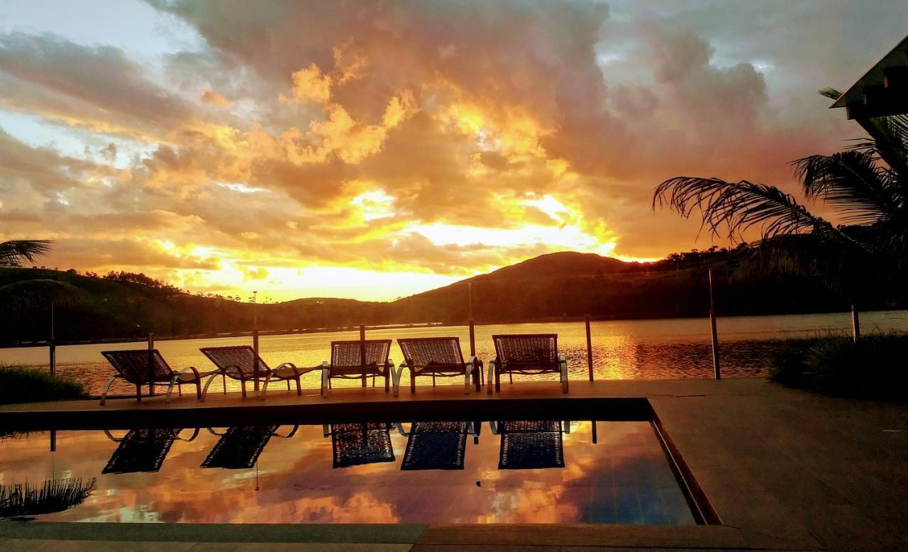 Cyrilo'S Palace Hotel กาปีตอลิโอ ภายนอก รูปภาพ